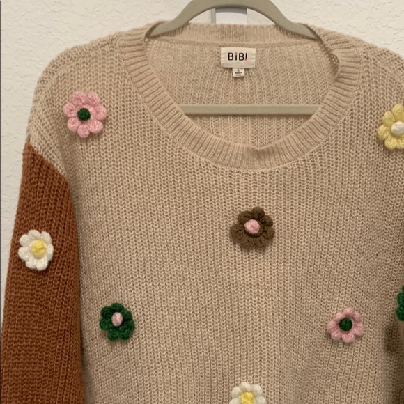 Bibi 3D Floral Colorblock Pullover Sweater Size Large - Picture 3 of 8